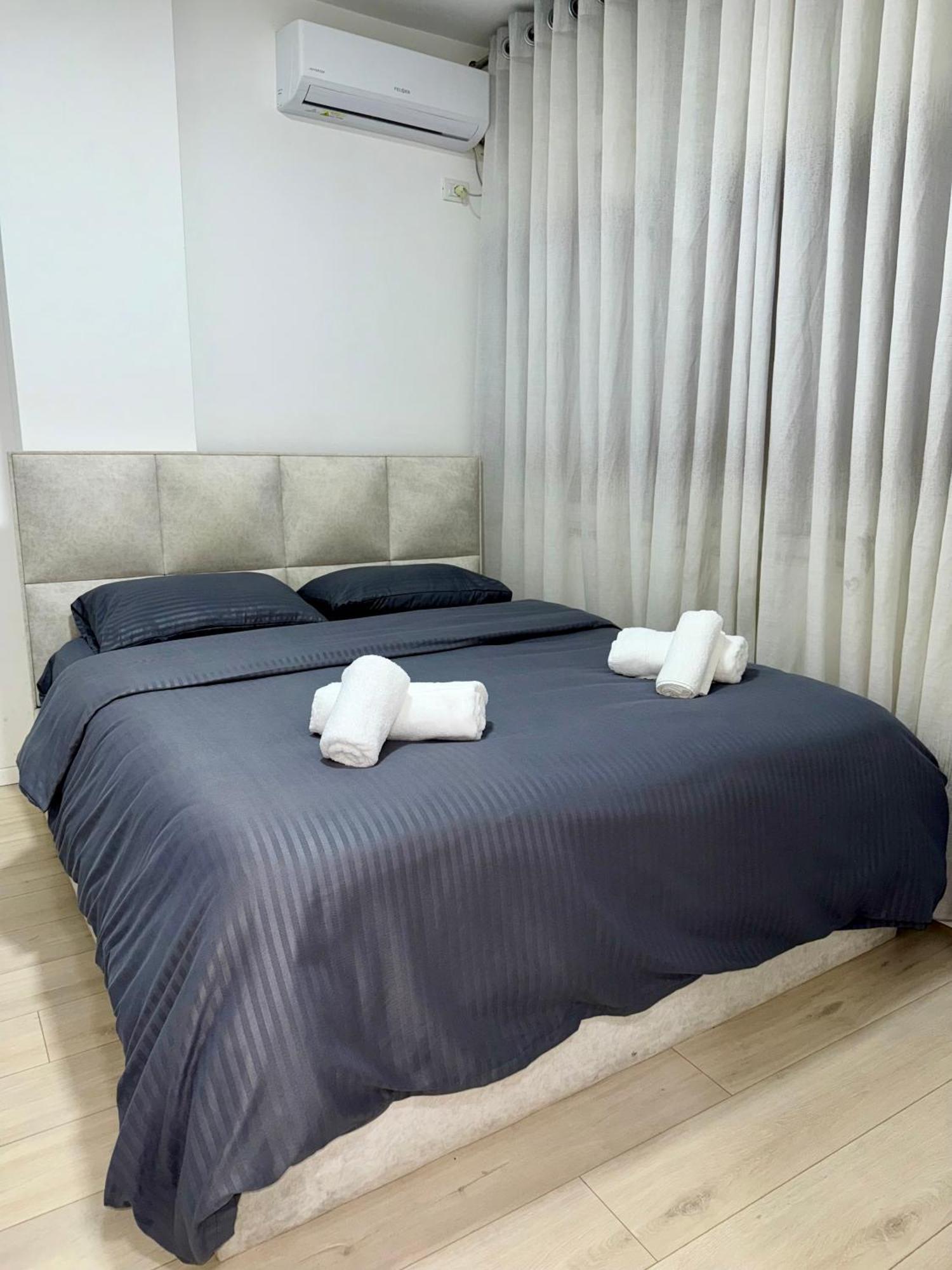 Lumiere 01 Apartment *